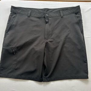Magellan water repellent men’s shorts. Size 44
